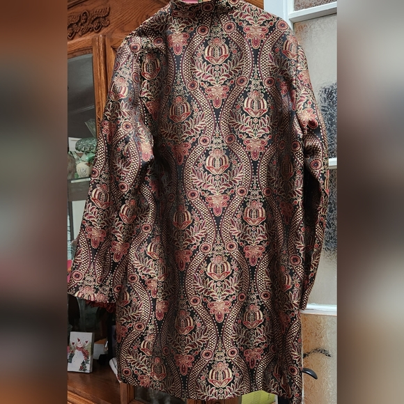 Beautiful Jacket/blazer size•large - Picture 2 of 3